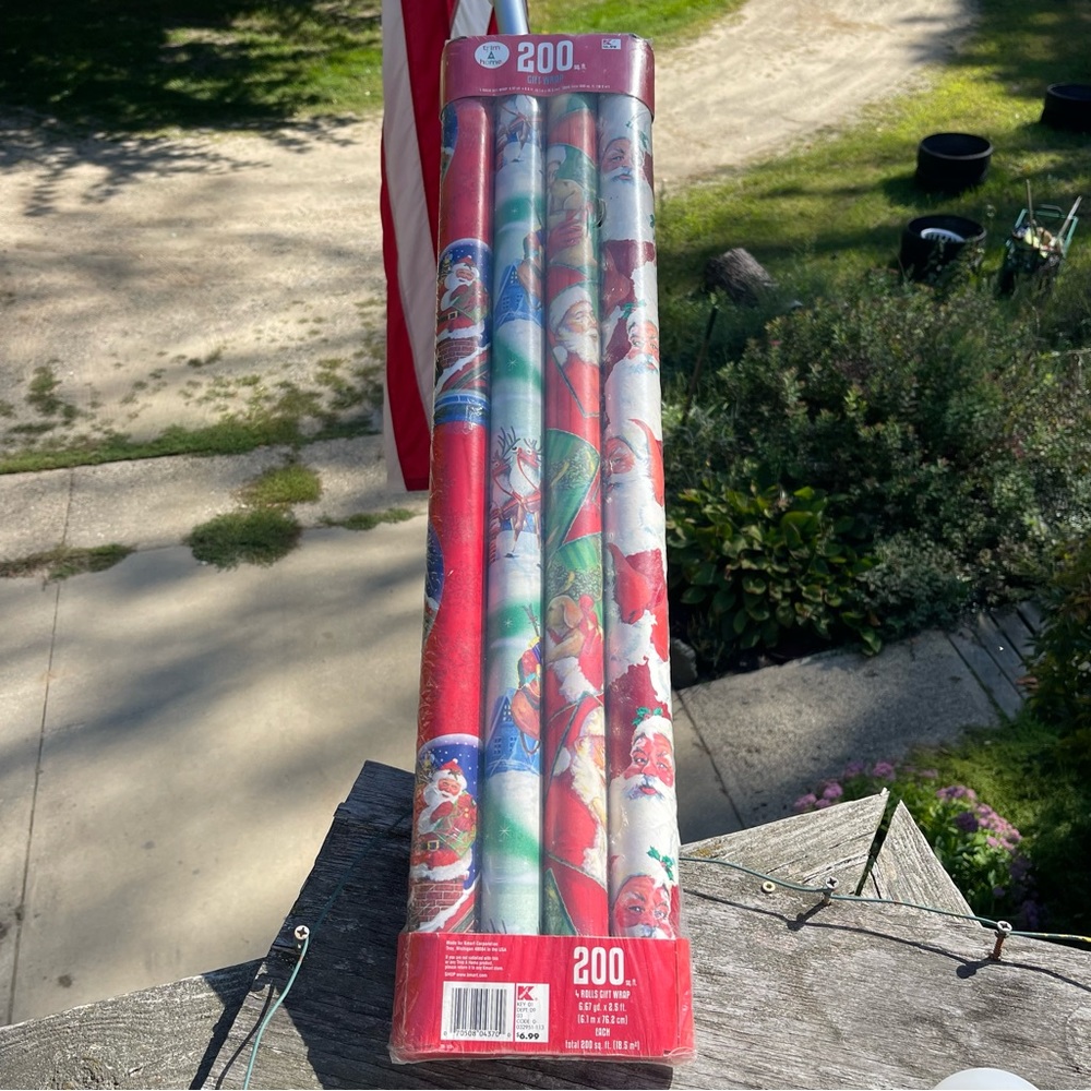 Vintage Kmart Trim-A-Home 4 roll Christmas Wrapping paper 200 sq ft UNOPENED NOS
